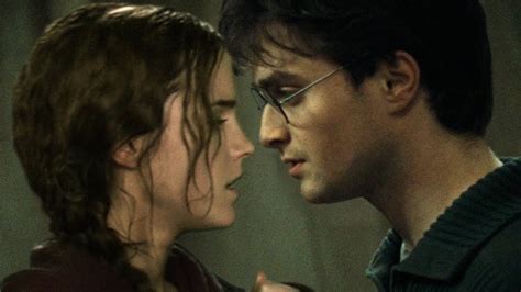 did harry and hermione kiss